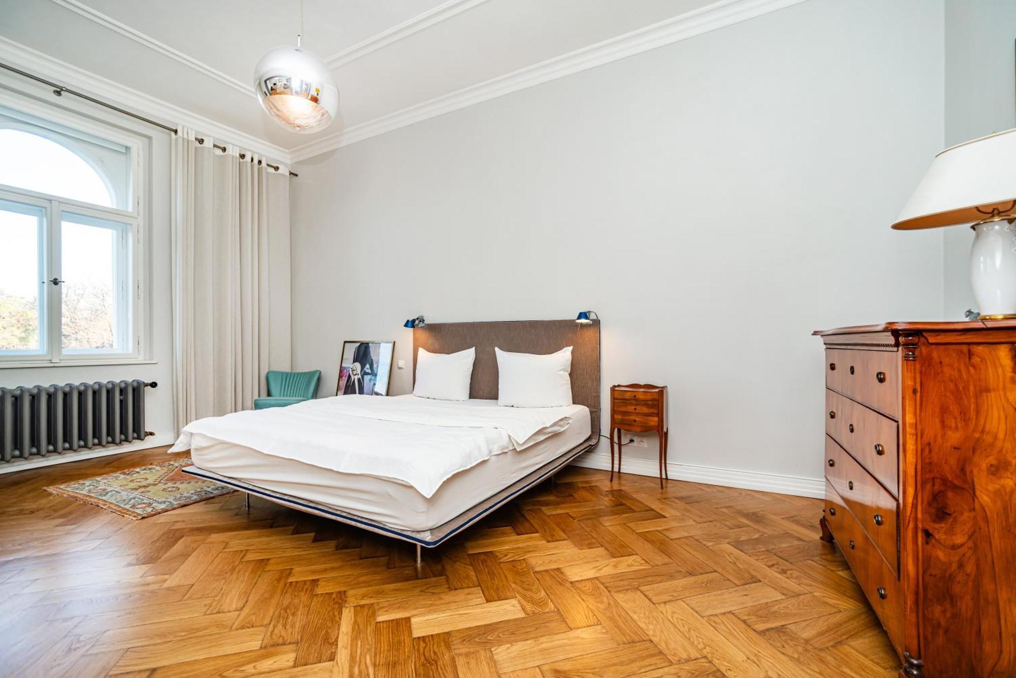 Amazing One-bedroom Praga