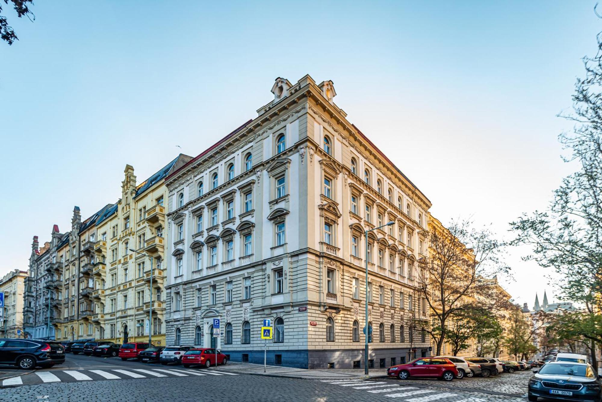 Amazing One-bedroom Appartamento Praga
